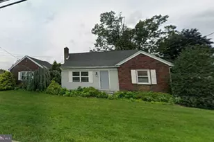 144 S Centre Av Ave, Leesport, PA 19533 - Photo 1