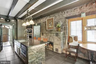 459 Mt Penn Rd, Reading, PA 19607 - Photo 21