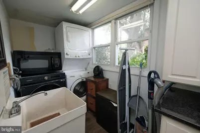 417 Chestnut Street, Reading, PA 19602 - Photo 13