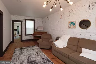 417 Chestnut St, Reading, PA 19602 - Photo 9