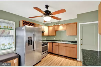308 Newport Avenue, Reading, PA 19611 - Photo 7