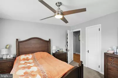 425 Centre Street, Reading, PA 19605 - Photo 9