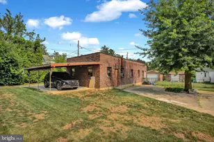 425 Centre St, Reading, PA 19605 - Photo 27