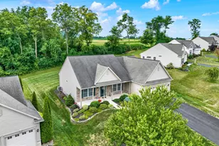 295 Copper Beech Ln, Womelsdorf, PA 19567 - Photo 3