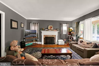 132 Windsor Street, Reading, PA 19601 - Photo 7
