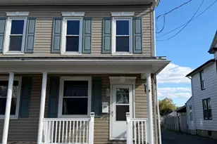 117 N Robeson St, Robesonia, PA 19551 - Photo 1