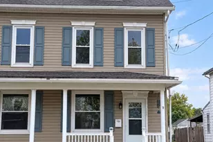 117 N Robeson St, Robesonia, PA 19551 - Photo 1