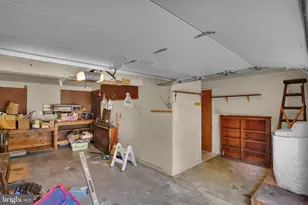 320 N Walnut St, Wernersville, PA 19565 - Photo 25