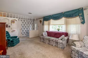 302 E 4th St, Bernville, PA 19506 - Photo 5