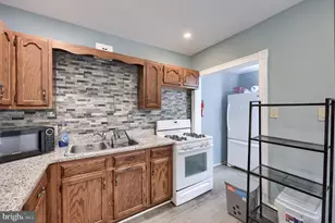 1047 N Front St, Reading, PA 19601 - Photo 15