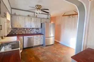 612 Crescent Ave, Reading, PA 19605 - Photo 7