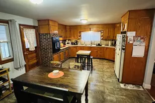 4705 Saint George, Reading, PA 19606 - Photo 9