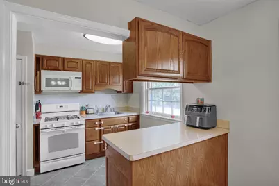 2826 Filbert Avenue, Reading, PA 19606 - Photo 11