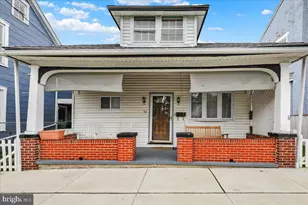 33 N Richmond St, Fleetwood, PA 19522 - Photo 1