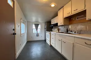1429 Cotton, Reading, PA 19602 - Photo 7