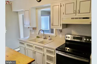 2248 Reading Avenue, Reading, PA 19609 - Photo 5
