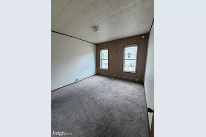 320 Miller Street, Reading, PA 19602 - Photo 5