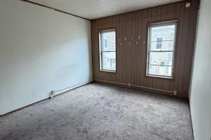 320 Miller St, Reading, PA 19602 - Photo 5