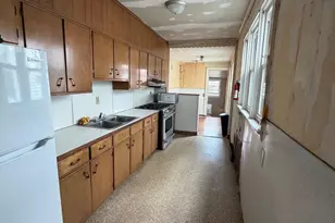 320 Miller St, Reading, PA 19602 - Photo 3