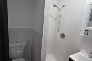 300 Pine St, Reading, PA 19602 - Photo 9