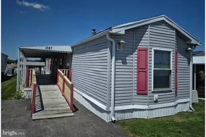 1067 Sage Avenue, Reading, PA 19605 - Photo 7