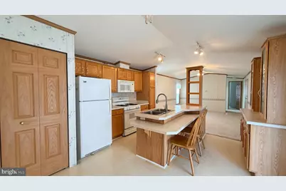 1067 Sage Avenue, Reading, PA 19605 - Photo 11