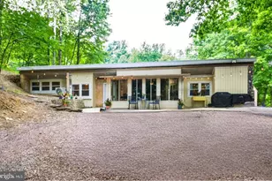 74 Turkey Rd, Kempton, PA 19529 - Photo 1