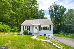 20 Hill Ln, Mohnton, PA 19540 - Photo 1