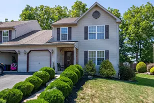 738 Maria Ave, Sinking Spring, PA 19608 - Photo 3
