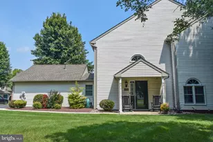 400 Epsilon Dr, Wernersville, PA 19565 - Photo 5