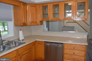 400 Epsilon Dr, Wernersville, PA 19565 - Photo 15