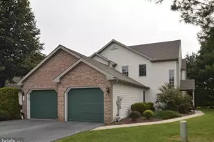 400 Epsilon Dr, Wernersville, PA 19565 - Photo 1
