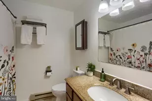 564 E Linden St, Fleetwood, PA 19522 - Photo 17
