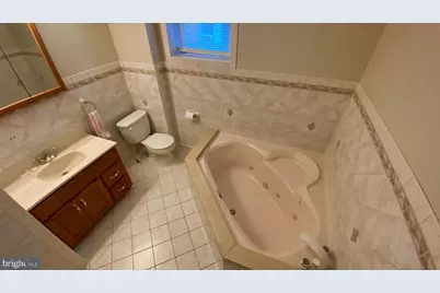 2223 Noble Street, Reading, PA 19609 - Photo 17