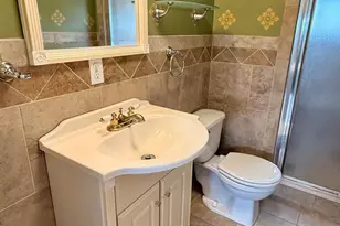 2223 Noble St, Reading, PA 19609 - Photo 39
