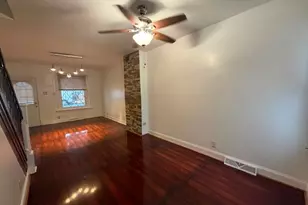 421 W Windsor St, Reading, PA 19601 - Photo 9
