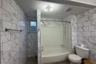 421 W Windsor St, Reading, PA 19601 - Photo 29