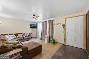 143 Aspen Ave, Sinking Spring, PA 19608 - Photo 7