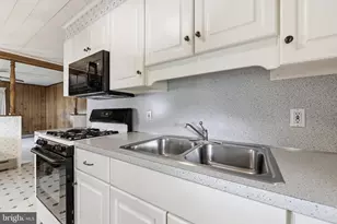 1136 Broadway Blvd, Reading, PA 19607 - Photo 11
