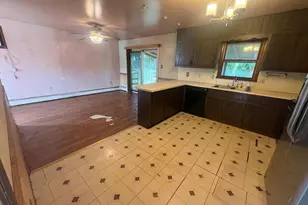 422 E 8th St, Birdsboro, PA 19508 - Photo 5