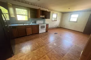 422 E 8th St, Birdsboro, PA 19508 - Photo 13