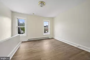 349 N 4th St, Reading, PA 19601 - Photo 17