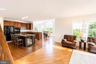 3002 Summer Meadow Dr, Douglassville, PA 19518 - Photo 9