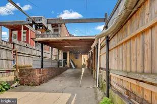 526 N 10th St, Reading, PA 19604 - Photo 25