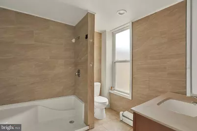 526 N 10th Street, Reading, PA 19604 - Photo 15
