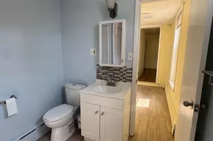 919 Perry St, Reading, PA 19604 - Photo 9