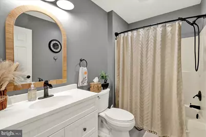 2401 John Henry Drive, Sinking Spring, PA 19608 - Photo 27