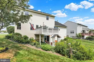 2401 John Henry Dr, Sinking Spring, PA 19608 - Photo 39