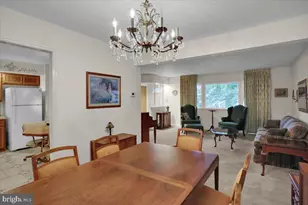 1108 Whitfield Blvd, Reading, PA 19609 - Photo 7