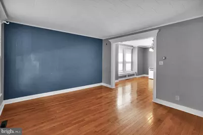 2411 Fairview Avenue, Reading, PA 19606 - Photo 3